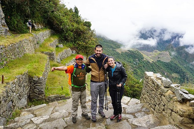 1 Day Inca Trail Tour to Machu Picchu Hike - The return through Aguas Calientes