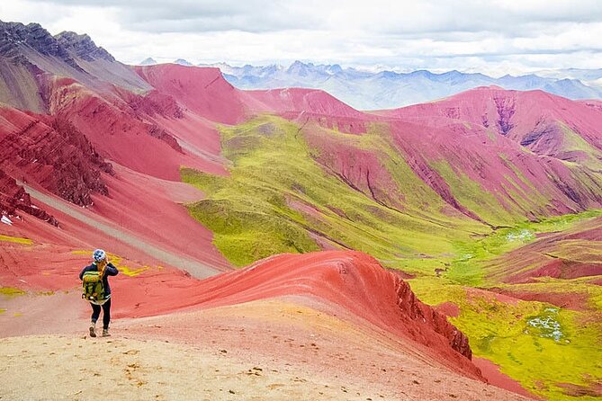 1-Day Private Rainbow Mountain & Red Valley Tour From Cusco - Lunch turns a hard morning into a full-day outing