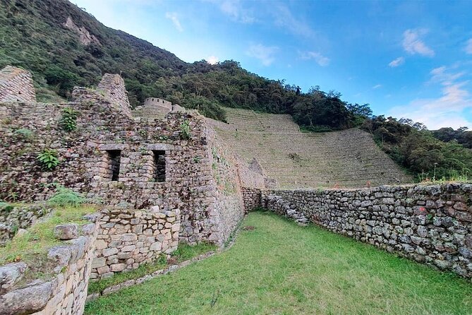 2-Day Guided Tour Inca Trail from Cuzco - Wiñayhuayna is the payoff before Machu Picchu