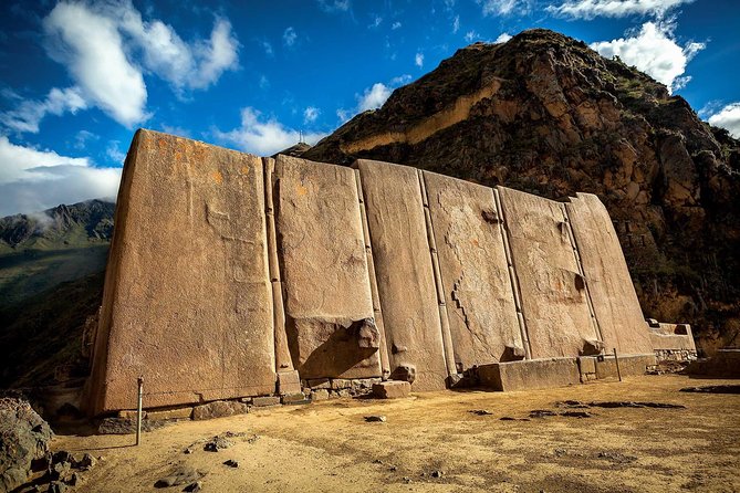 2 day hike to Machu Picchu - The 5:30 am bus brings you back for the main visit