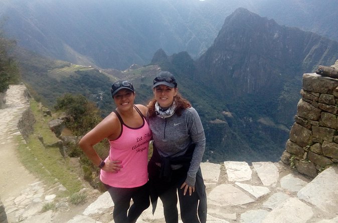2 Day Hiking Short Inca Trail to Machu Picchu - The guides can make or break the experience
