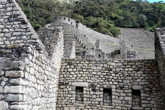 2-Day Inca Trail to Machu Picchu with Panoramic Train - Early buses and the main Machu Picchu tour