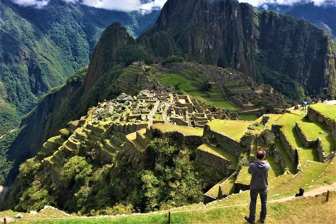 2-Day Inca Trail to Machu Picchu with Panoramic Train - What the $590 price really covers