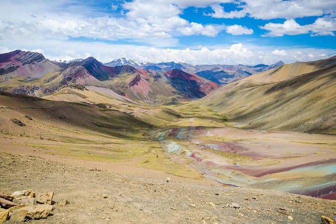 2-Day Machu Picchu and Rainbow Mountain Tour (Small group or Private) - How the small group changes the experience