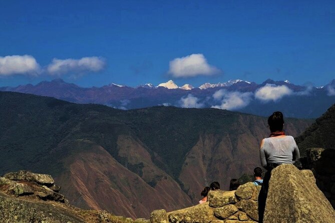 2 Day Machu Picchu Tour by Car - Day one: Cusco to Hidroeléctrica by road