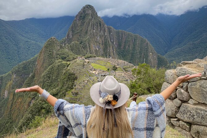 2-Day Machu Picchu Tour by train from Cusco ( All included ) - An evening in Aguas Calientes