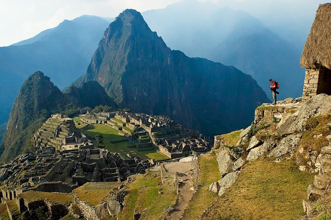2-Day Machu Picchu Tour by Train with Salt Mines and Moray - Chinchero: weaving and Inca stonework