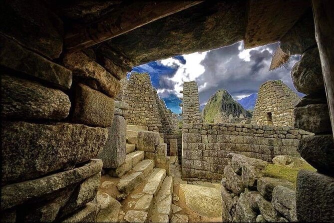 2-Day Private Short Inca Trail to Machu Picchu - What happens after you reach Machu Picchu