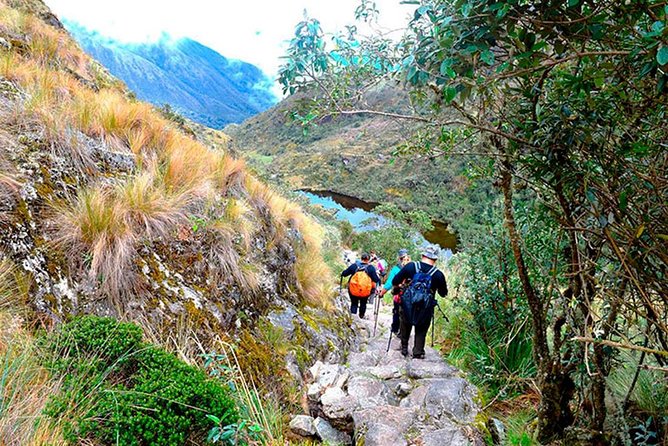 2-Day Private Tour of the Inca Trail to Machu Picchu - Wiñay Wayna and the approach to Inti Punku