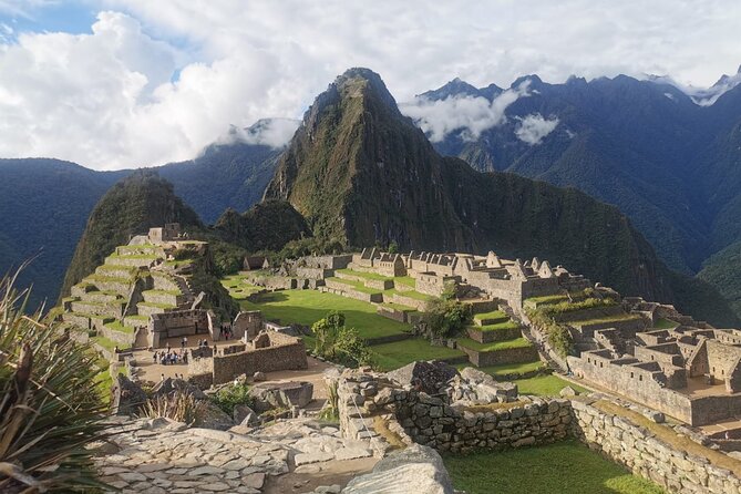 2-Day Tour in Sacred Valley and Machu Picchu from Cusco - Should you book the Sacred Valley and Machu Picchu tour?