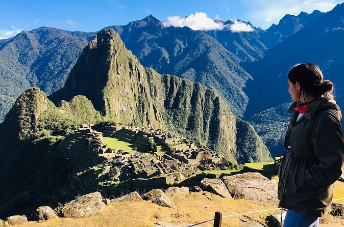 2 Day Tour to Machupicchu by Minivan - The long return through Hidroeléctrica