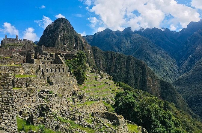 2 Day Tour to Machupicchu by Minivan - The human support behind the logistics