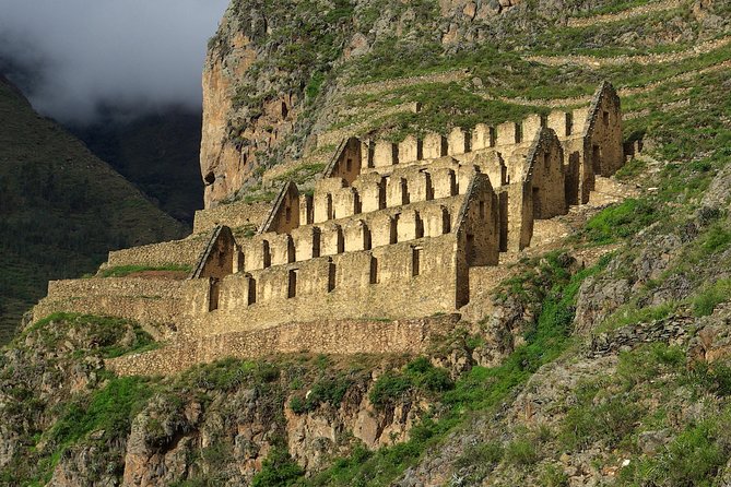 2 Days: Sacred Valley conection to MachuPicchu - Ollantaytambo and its remarkable stonework