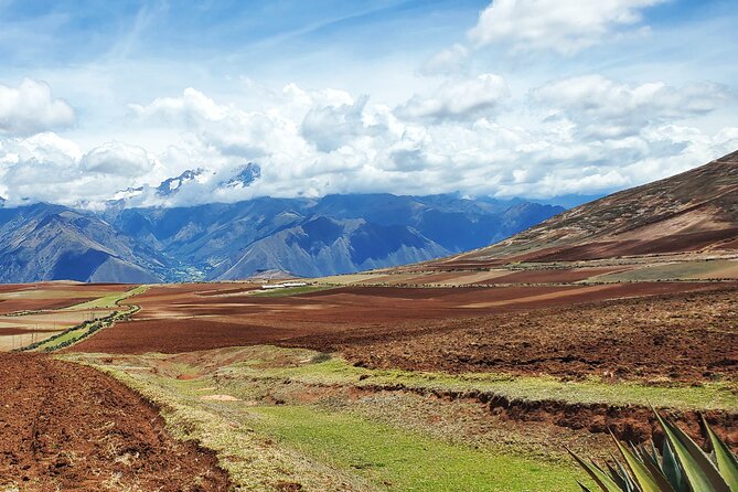 2D1N Sacred Valley of the Incas, Peruvian Cuisine, and Machu Picchu Tour - Ollantaytambo links the Sacred Valley to Machu Picchu