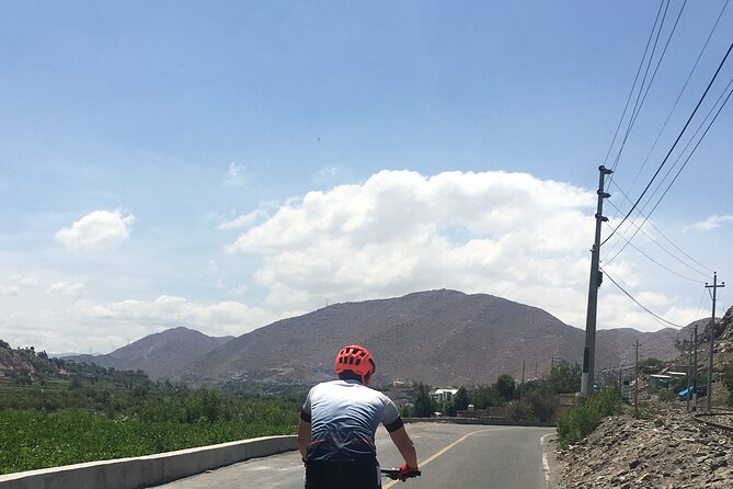 3 Hour Congata Rover Biking Ride Tour in Arequipa - The First Miles: Easy Roads and Big Views