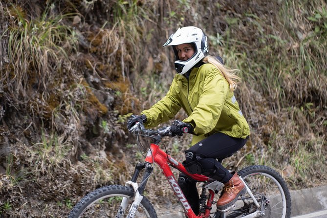 4-Day Adventure Tour: Inca Jungle Trail to Machu Picchu - Accommodation, Group Size, and Comfort