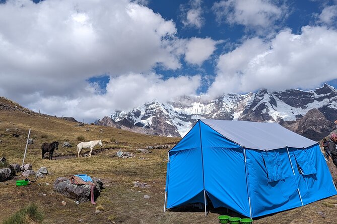 4-Day Tour in Ausangate Trek and Rainbow Mountain of Cusco - Day 1: Pukutuni School to Upis Hot Springs