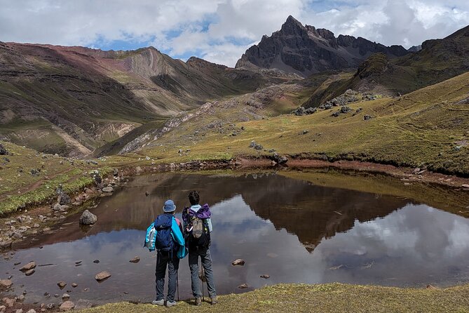 4-Day Tour in Ausangate Trek and Rainbow Mountain of Cusco - Day 2: A 4,800-meter pass and Puca Ccocha