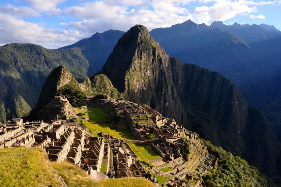 4 Days Inca Jungle Adventure to Machu Picchu - Day 2: Ancient paths, small farms, and Cocalmayo