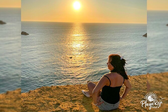 4 Hrs GOLDEN SHADOWS TREK in Paracas National Reserve - Sunset below the cliffs