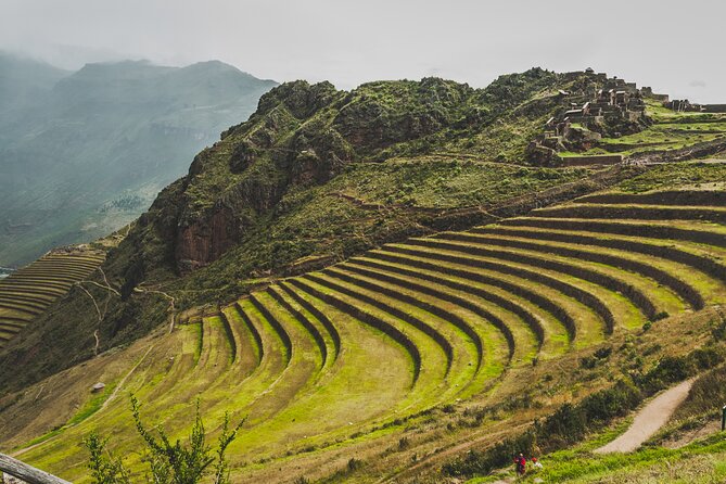 5-Day Tour: Machu Picchu, Sacred Valley and Mountain of Colors - Day 2: Chinchero, Moray, Maras and Ollantaytambo