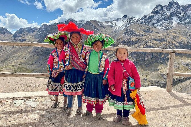 5-Day Tour: Machu Picchu, Sacred Valley and Mountain of Colors - Small groups, transport, and the overall pace
