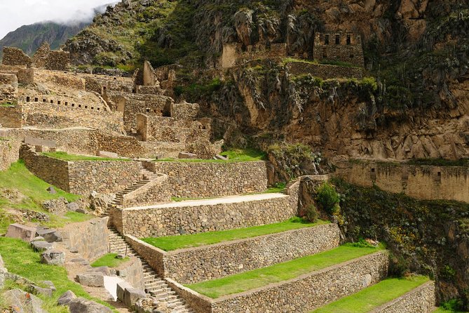 5 Days - Cusco || Sacred Valley || MachuPicchu || Humantay Lake ||ALL INCLUDED|| - Day 2: Pisaq markets, Andean food, and Ollantaytambo
