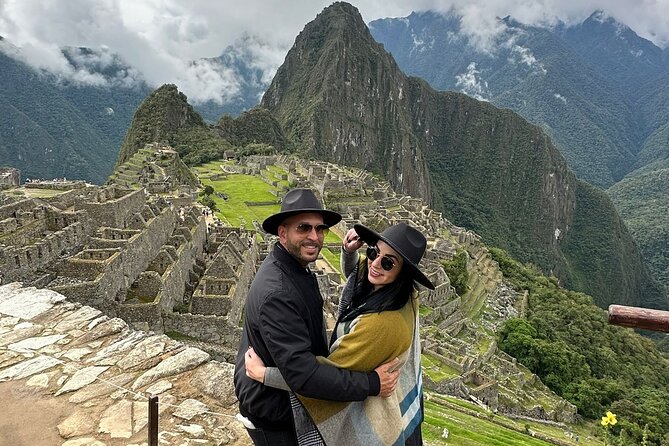 6-Day Cusco Andean Private Tour with Hotel Included - Day 1: A gentle arrival in Cusco