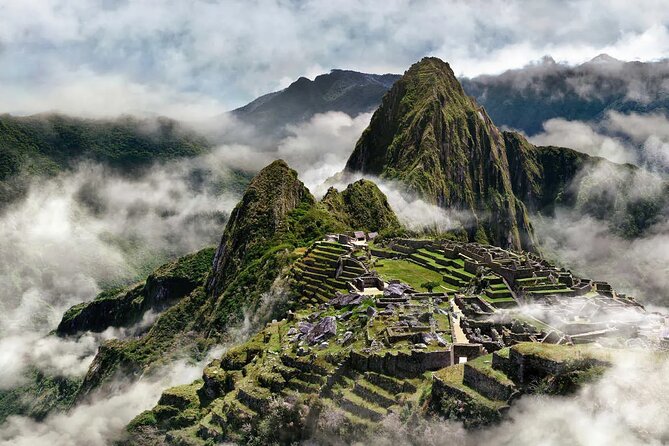 6-Day Machu Picchu, Sacred Valley and Humantay Lake Tour - The 4 a.m. start and the climb to Humantay Lake