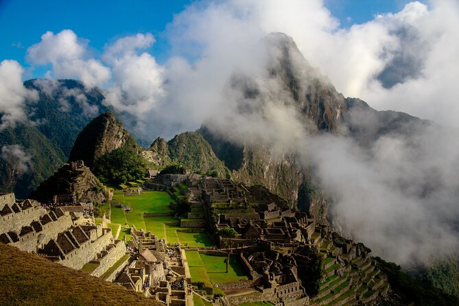 6-Day Tour of Cusco Magico-Machu Picchu-Rainbow Mountain - Guides, organization, and group size