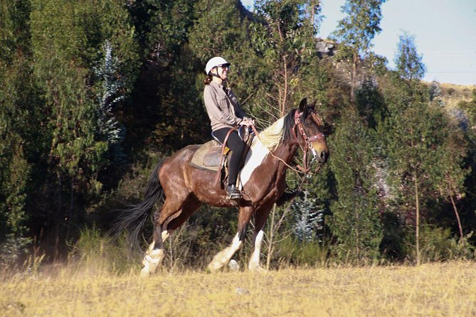 Adrenalin Mystic Tour Full Service - A horseback route just outside Cusco