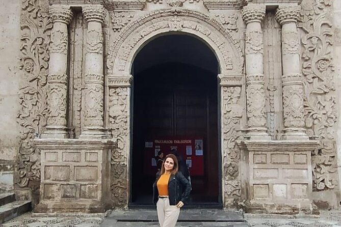 Airport pick up and City Tour (PRIVATE TOUR) - Iglesia de la Compañía shows Arequipa’s religious art