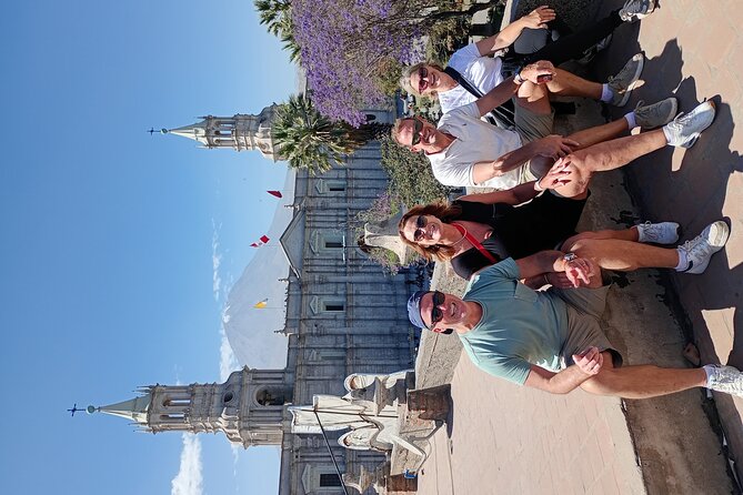 Airport pick up and City Tour (PRIVATE TOUR) - The Cloisters of the Company reward careful looking