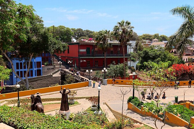 All-Inclusive Highlights of Lima Tour - Surquillo Market and the taste of Peru