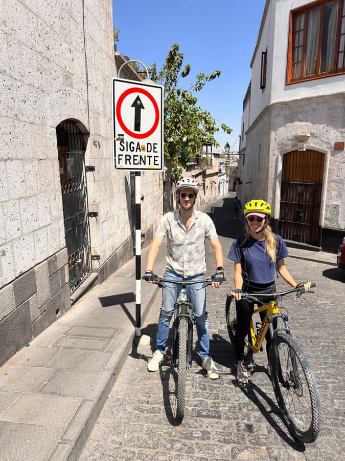 AREQUIPA BIKING CITY TOUR - San Lázaro and Selva Alegre Park
