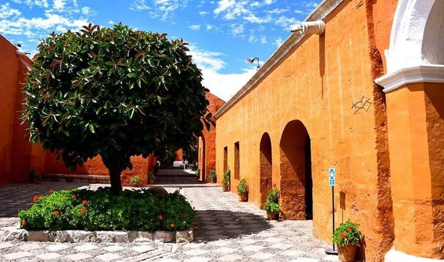 Arequipa: City and Country Tour - Molino de Sabandia and old stone-mill methods