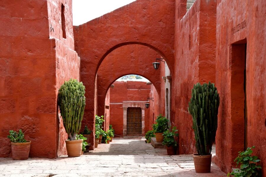 Arequipa: City and Country Tour - Paucarpata’s terraces and Quechua farming knowledge