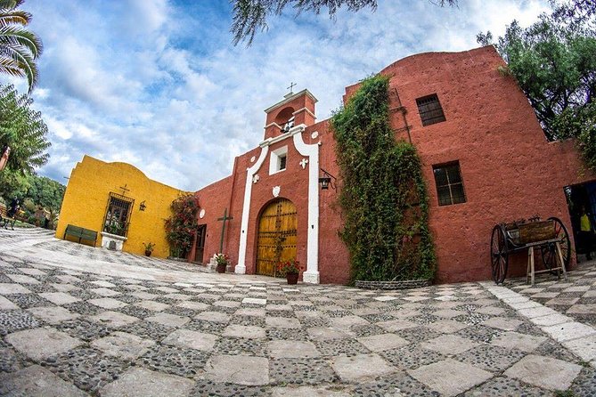Arequipa, Historic and Colonial City and Santa Catalina Monastery - The Church of the Society of Jesus and San Ignacio Chapel