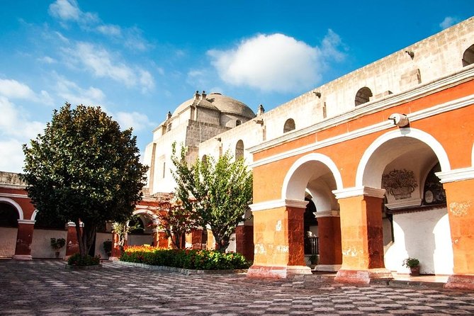 Arequipa, Historic and Colonial City and Santa Catalina Monastery - Guides, language, and the pace of the afternoon