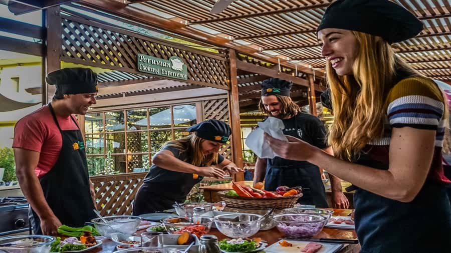 Arequipa: Peruvian Cooking Class - Meeting the chef at Casa de Avila Hotel