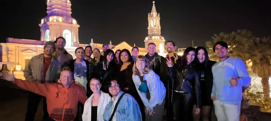 Arequipa: Pub Crawl with Skip-The-Line Access and Drinks - Three Bars and Three Welcome Drinks