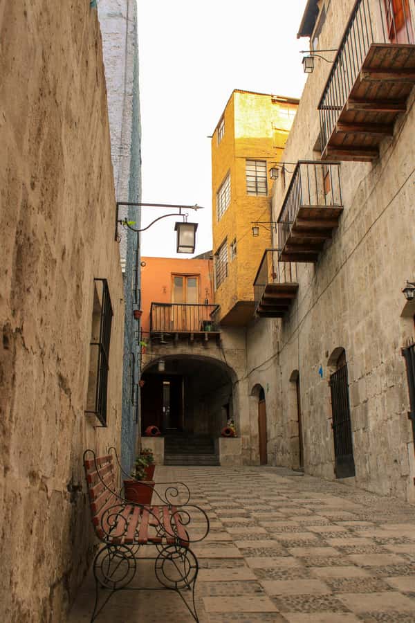 Arequipa: Walk through the Historic Center of the City - Starting in San Lázaro at Campo Redondo