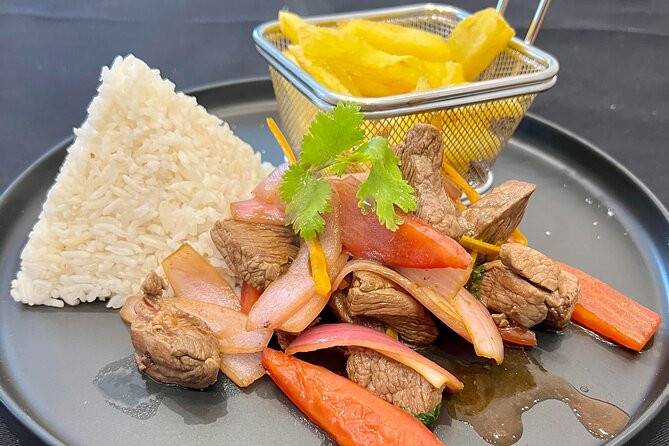 Authentic 4-dish Peruvian Food Cooking Class in Lima + Pisco Sour - How hands-on is the class?