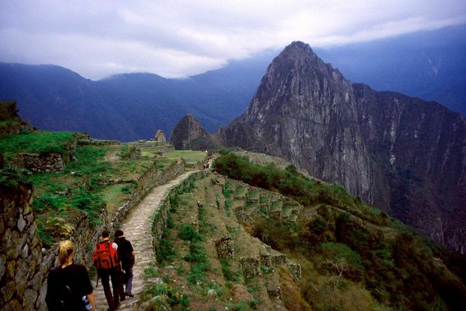 Aventura en el Camino Inca 4días con 03 noches - From Cusco to Piscacucho at Kilometer 82