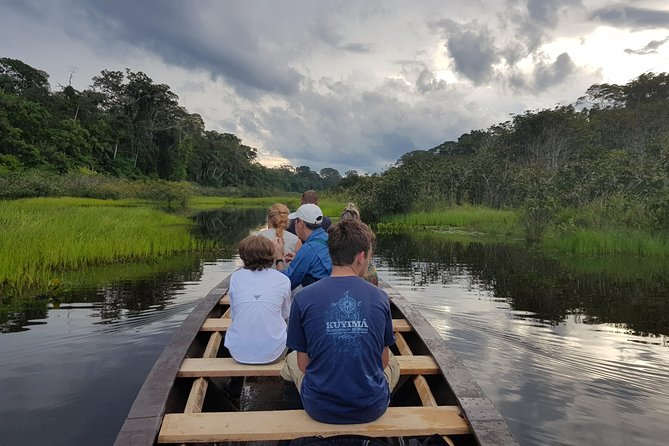 Best of Tambopata 3 nights by JunglePro - Day 2: Chuncho Macaw Clay Lick and Condenado Lake