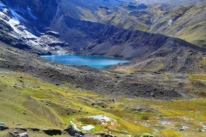 Best One-Day Rainbow Mountain & Red Valley Excursion - Red Valley and the Auzangate setting