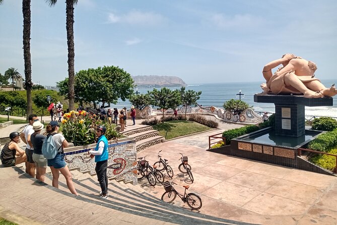 Bike Tour Lima | Ride along Miraflores & Barranco - Crossing into Barranco at the Bridge of Sighs
