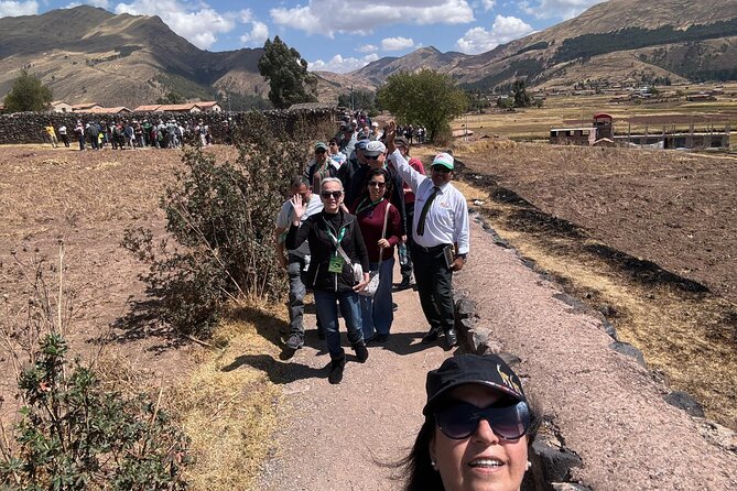 Bus Journey from Cusco to Puno along the Route of the Sun - Lunch with a view near Sicuani