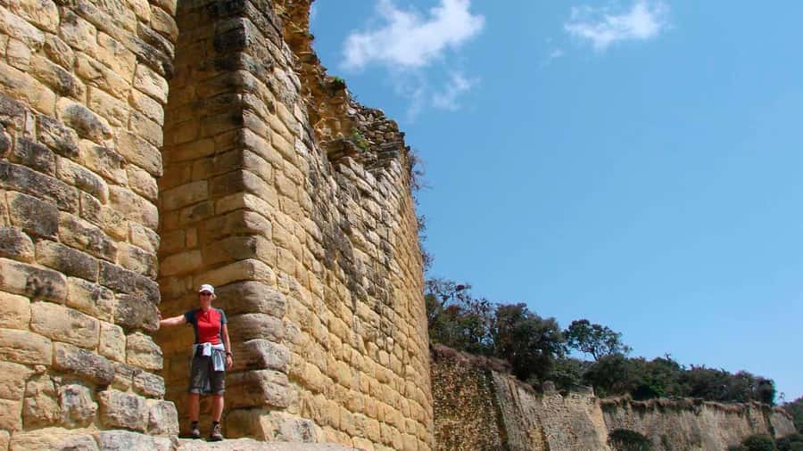 Chachapoyas | Kuelap Fortress Full-Day Tour - Language, guiding, and group experience