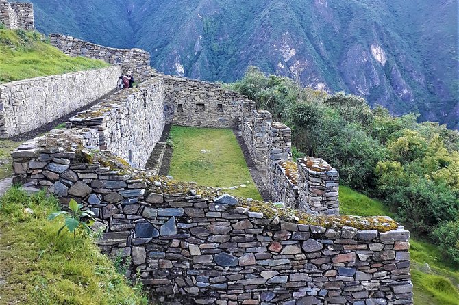 Choquequirao Trek 4 days and 3 nights - Day two: Marampata and the approach to Choquequirao